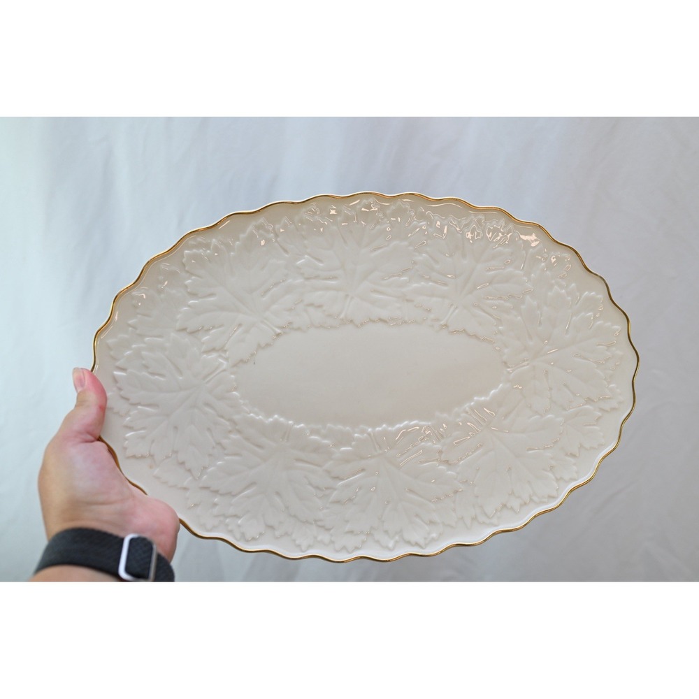 Lenox Vintage Embossed Maple Leaf Oval Serving Platter 24K Gold Trim Ivory 13.5"